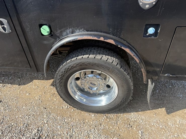 2019-ford-f450-image-11