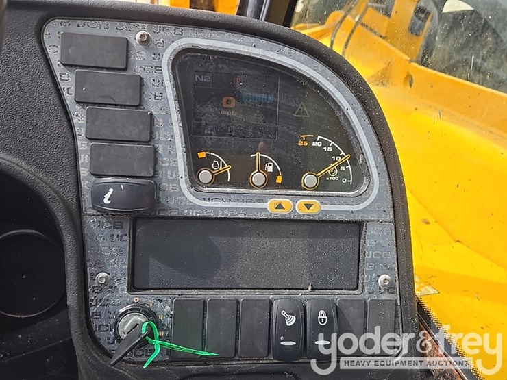 2017-jcb-510-56-image-76