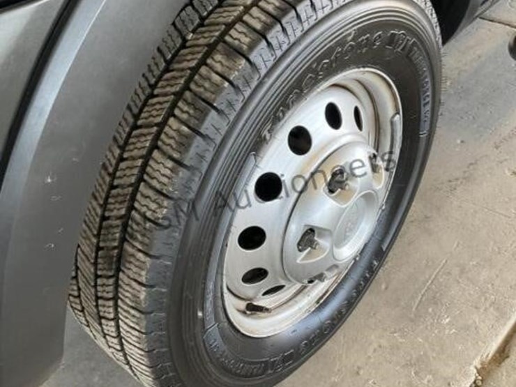 2021-ford-transit-image-8