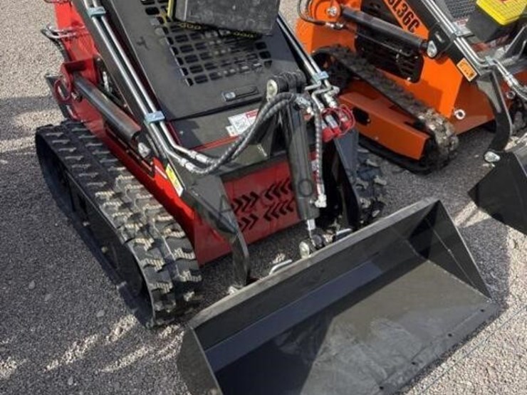 2026-sdl-380r-stand-up-skid-steer-image-1