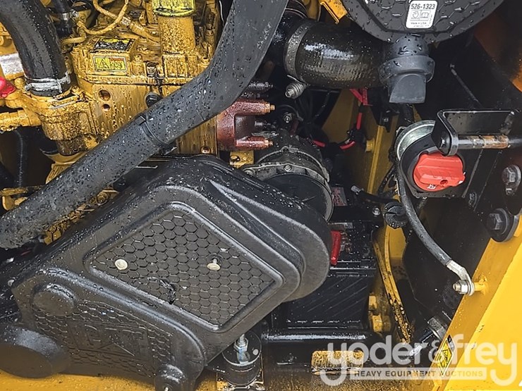 2024-caterpillar-255-image-38