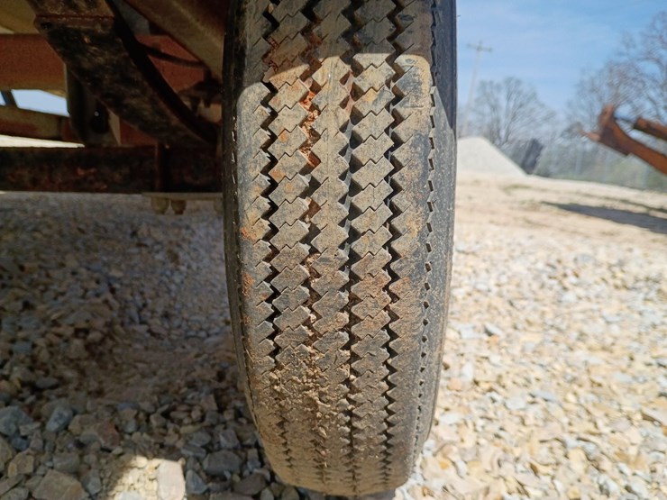 #23725-•-1986-star-bass-boat-and-trailer-image-32