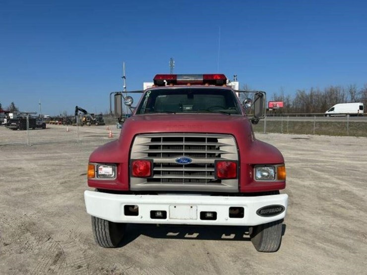 1996-ford-f700-image-3