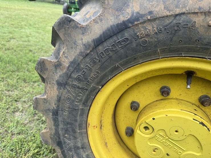 2021-john-deere-5075e-image-10