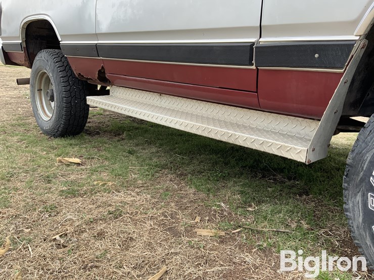 1988-dodge-ram-charger-image-12