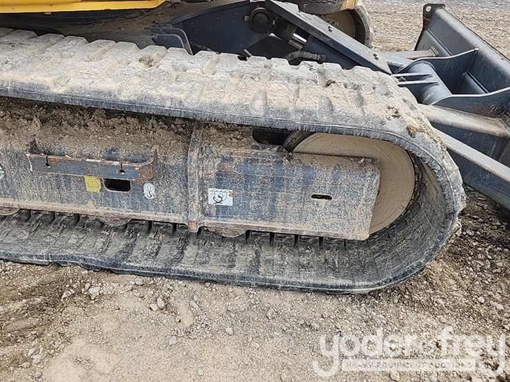 2016-kobelco-sk85cs-3e-image-12