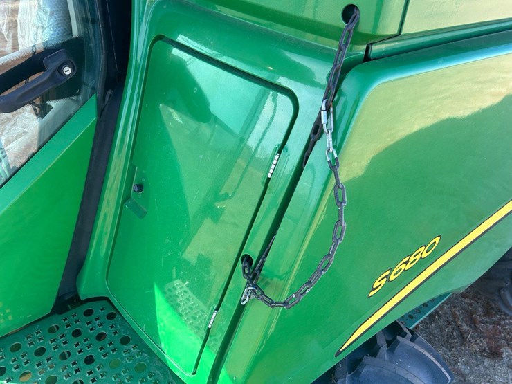 2013-john-deere-s680-image-27