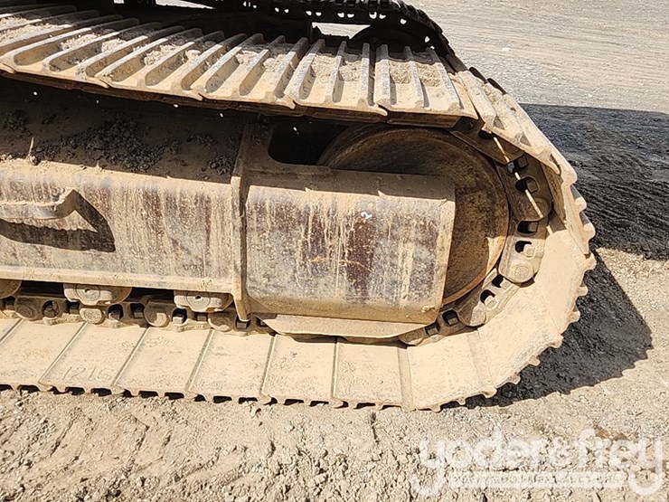 2005-caterpillar-330-image-19