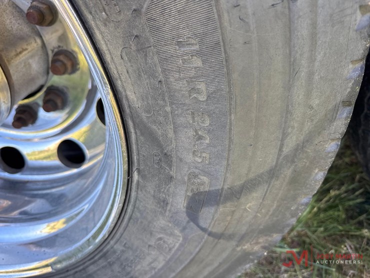 2017-kenworth-t880-image-20