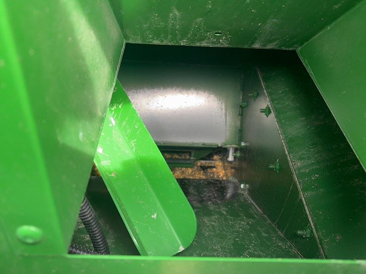 2023-john-deere-s780-image-28