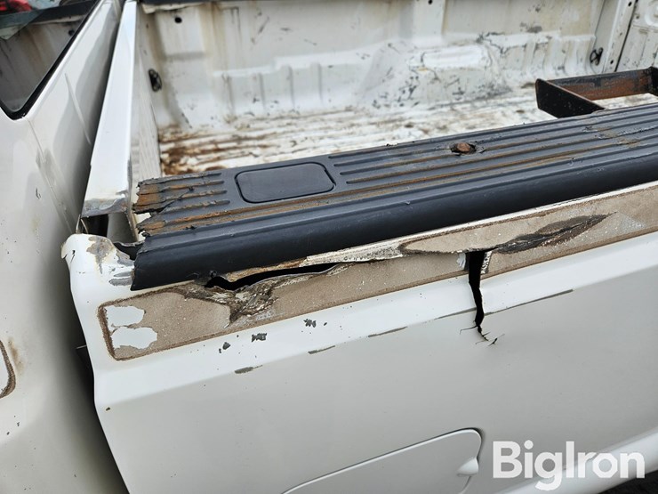 2012-ford-f250-xl-image-10