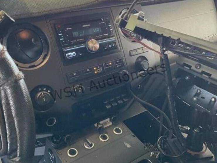 2015-ford-f350-image-21