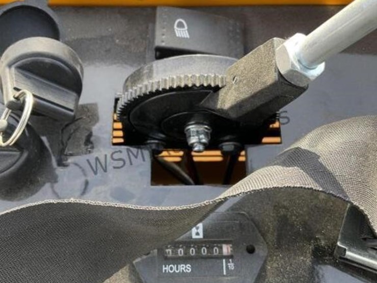 2026-miva-13-mini-excavator-image-10