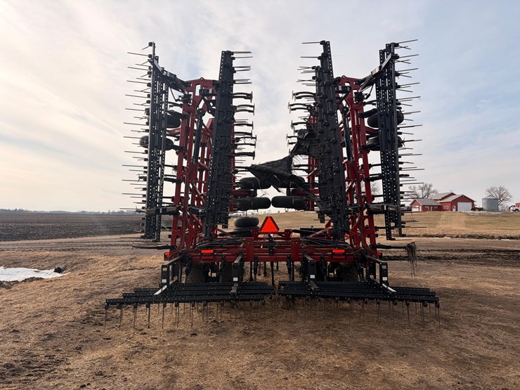 2017-case-ih-255-image-6