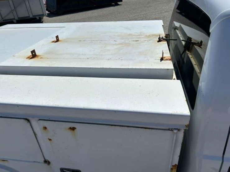 2010-ford-f250-xl-image-44