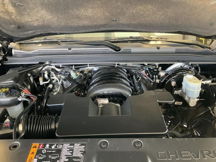 2018-chevrolet-tahoe-image-10