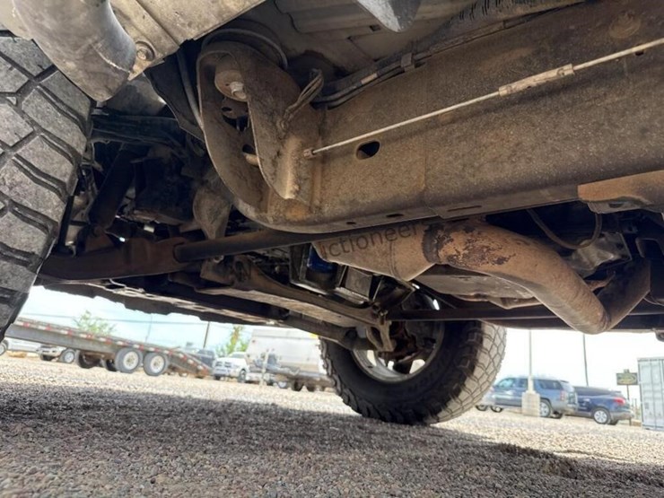 2009-gmc-sierra-2500hd-image-22