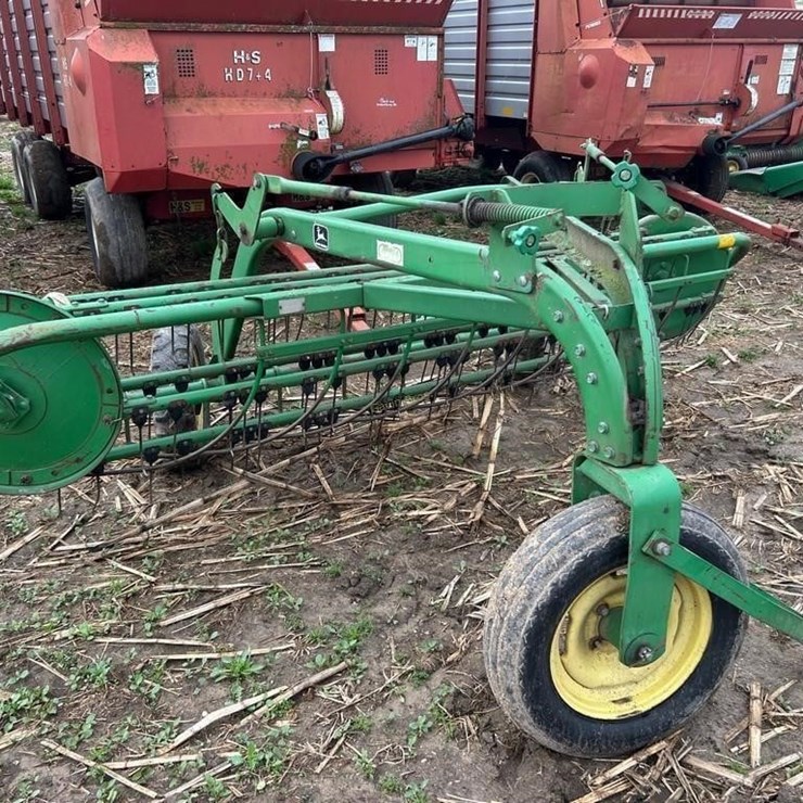 JOHN DEERE 74