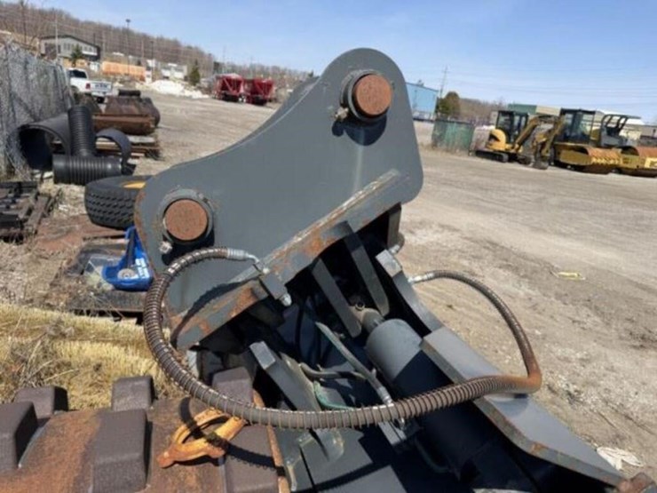 komatsu-pc350-lc-8-image-6