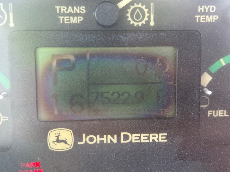 2006-deere-750j-lgp-image-52