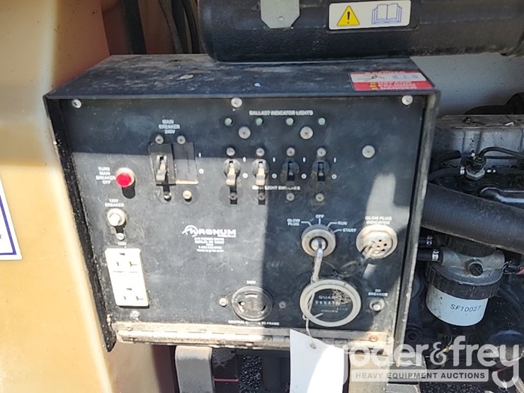 magnum-light-tower-image-9