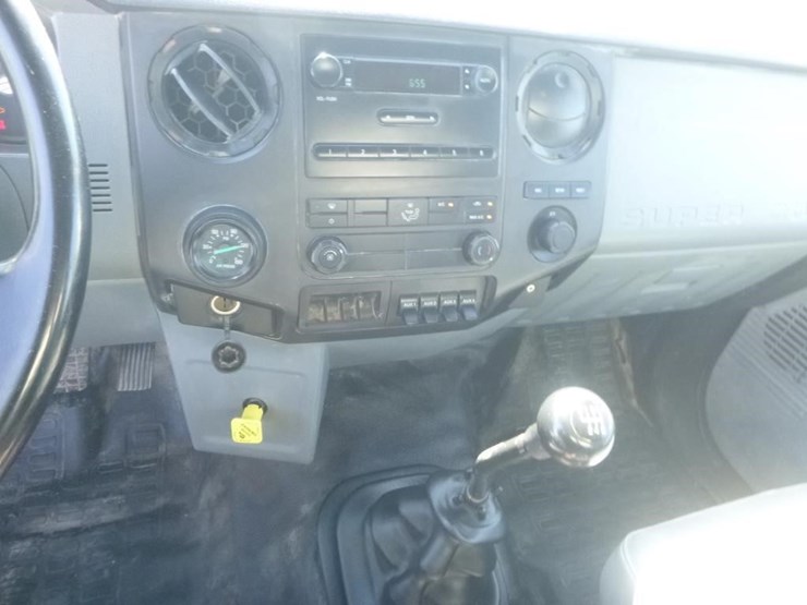 2015-ford-f750-image-15