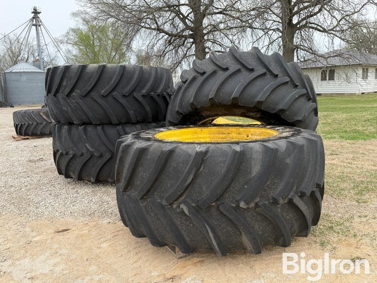 john-deere-r4045-image-1