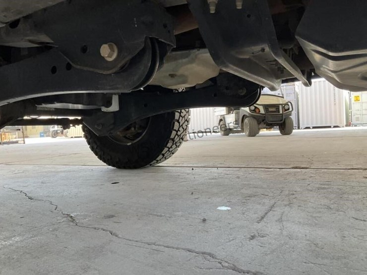 2015-ford-f350-image-27