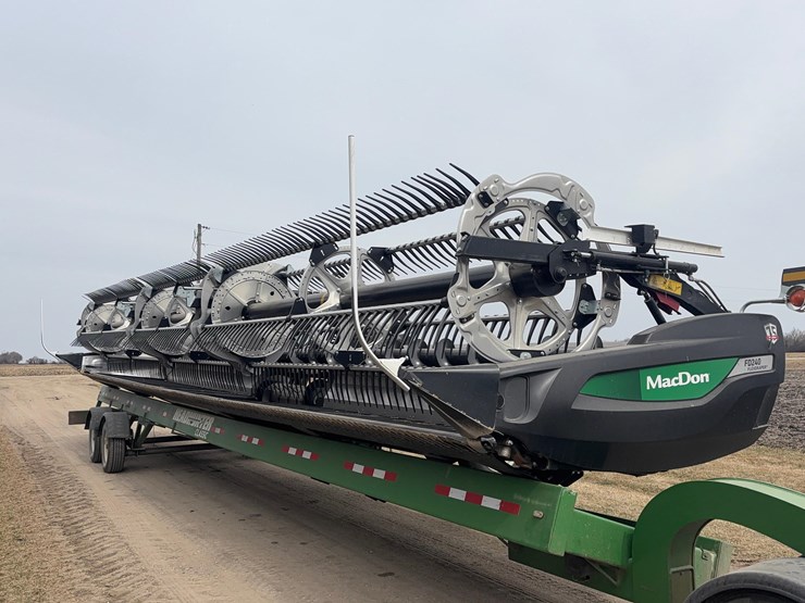 2024-mac-don-fd240-image-4