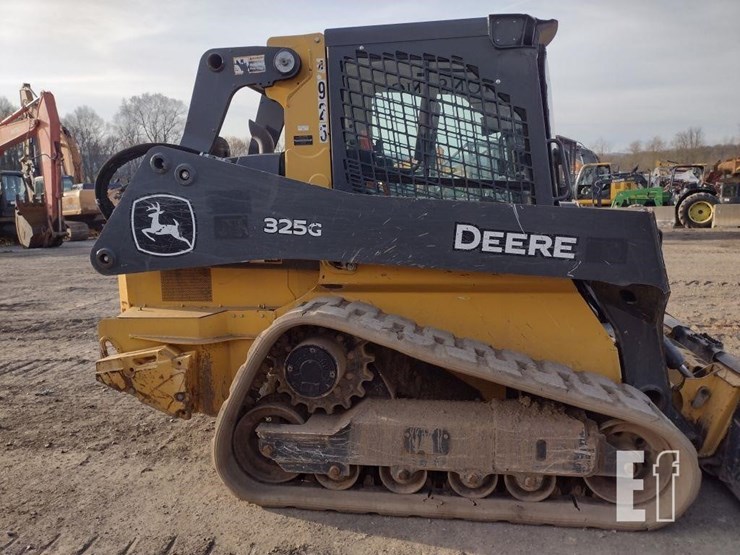 2022-deere-325g-image-22
