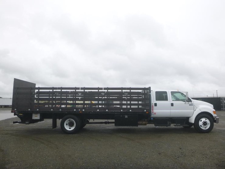 2015-ford-f650-image-7