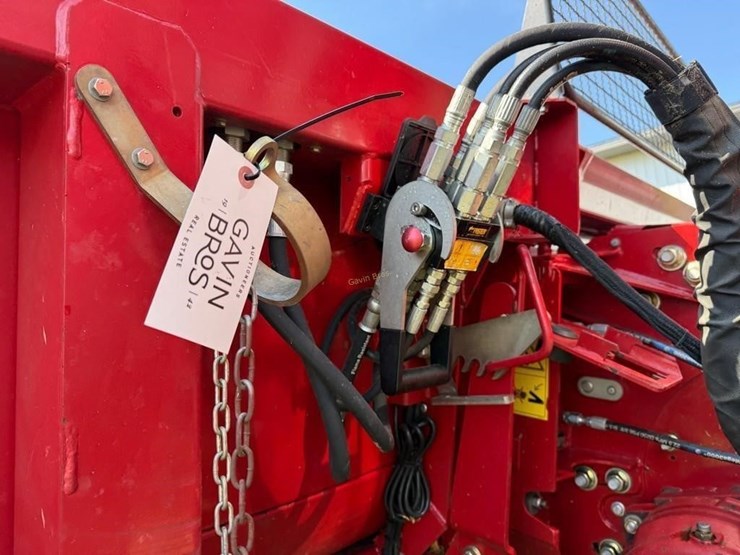 2013-case-ih-2608-image-10