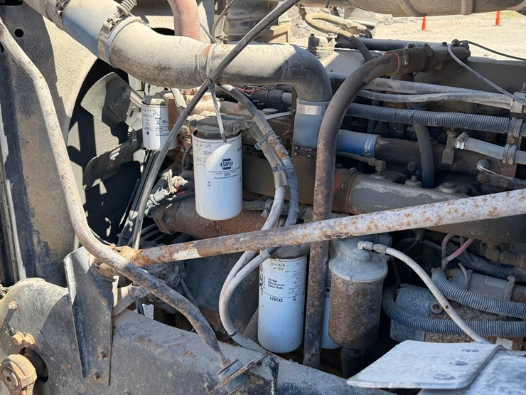 1995-mack-cl713-image-58