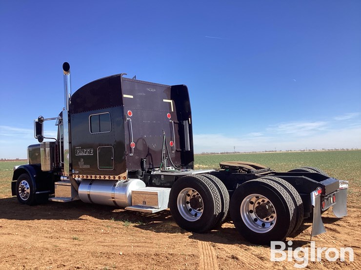 2008-peterbilt-389-image-7