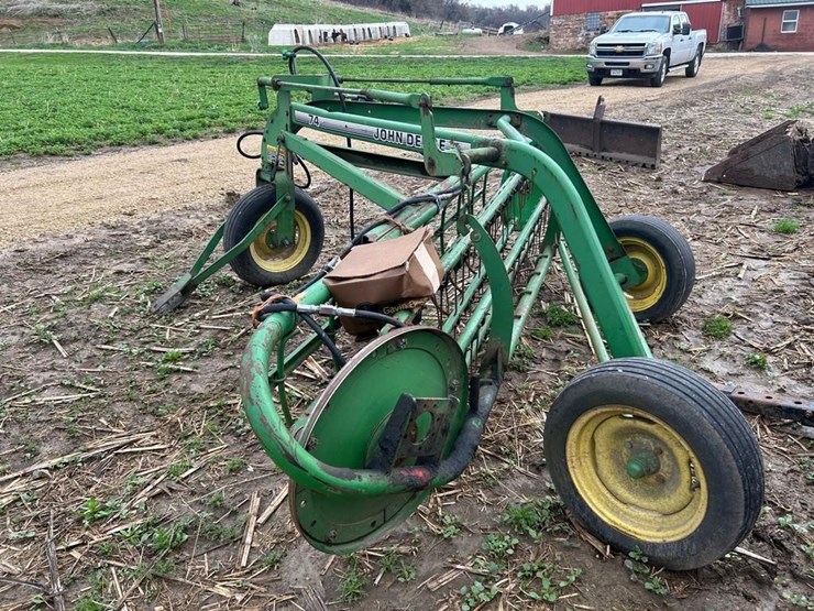 john-deere-74-image-4