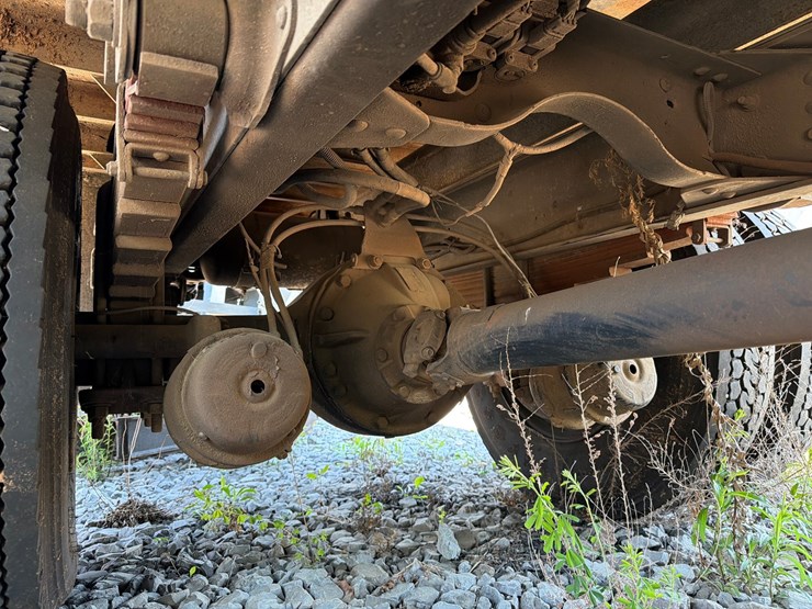 2003-caterpillar-c7-image-23