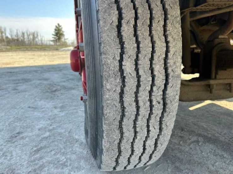 1996-ford-f700-image-74