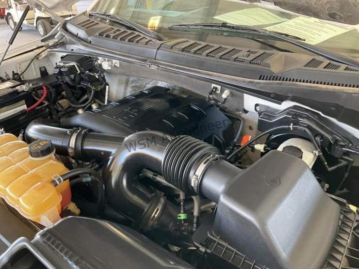 2015-ford-f150-image-12