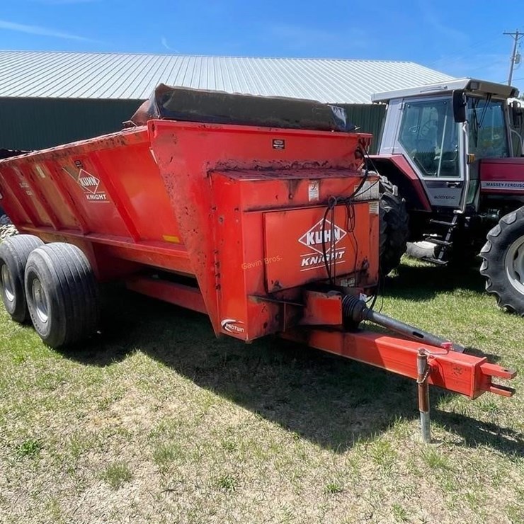 KUHN KNIGHT 8124