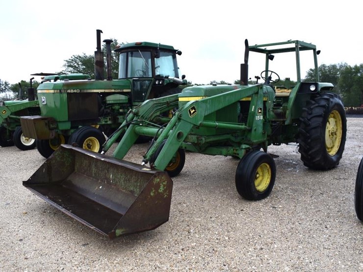 john-deere-4030-image-22
