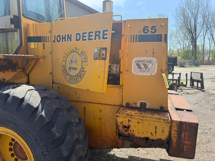 deere-544e-image-16