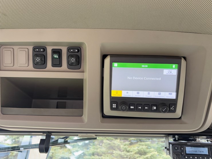 2022-john-deere-9rx-590-image-23