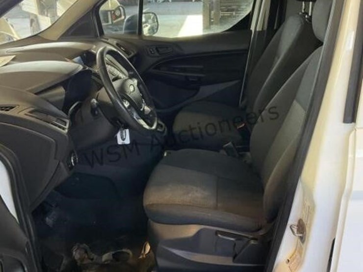 2015-ford-transit-connect-image-23