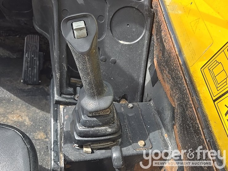 2017-jcb-510-56-image-72