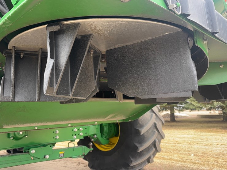 2023-john-deere-s780-image-21