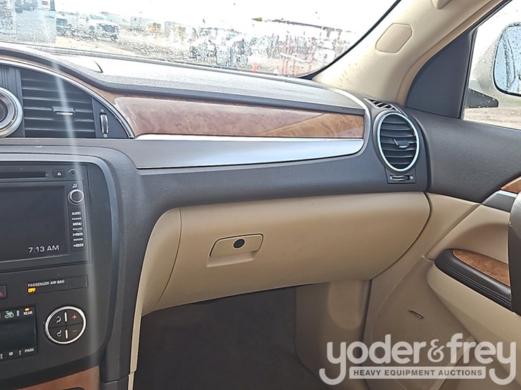 2008-buick-enclave-cxl-image-21