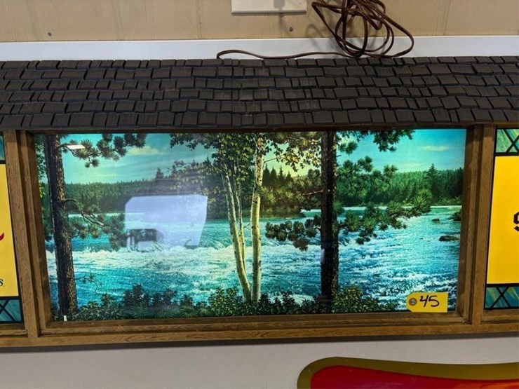 hamm's-beer-born-in-the-land-of-sky-blue-waters-image-3