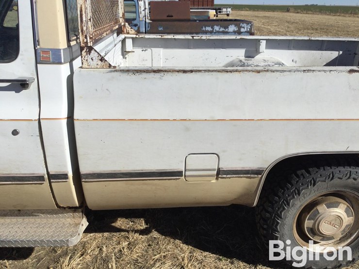 1985-gmc-sierra-2500-image-9