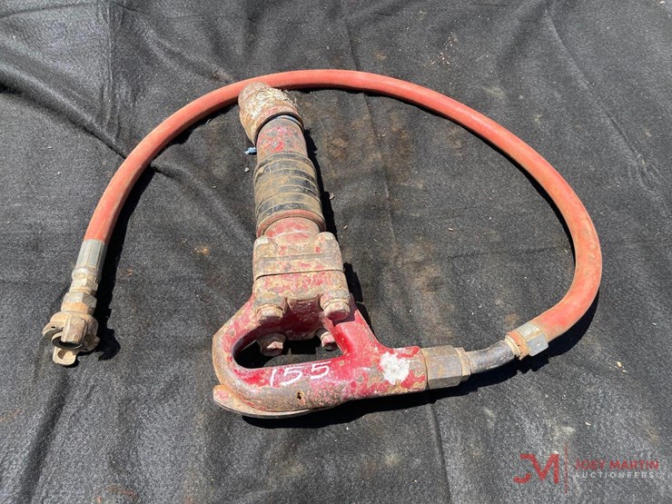 pneumatic-chipping-hammer-image-1
