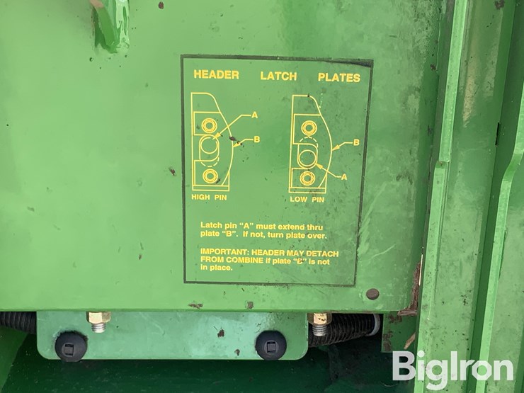 2013-john-deere-608c-image-12